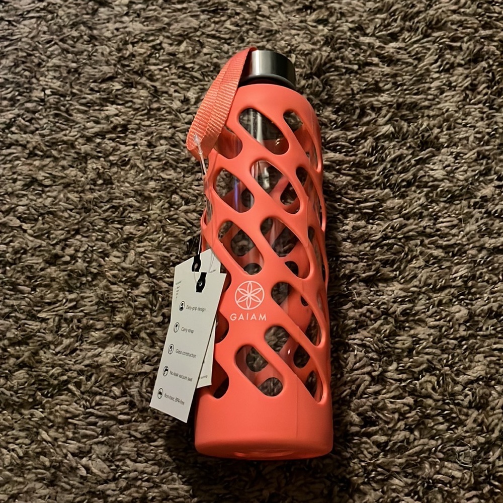 20 ounce glass reusable bottle